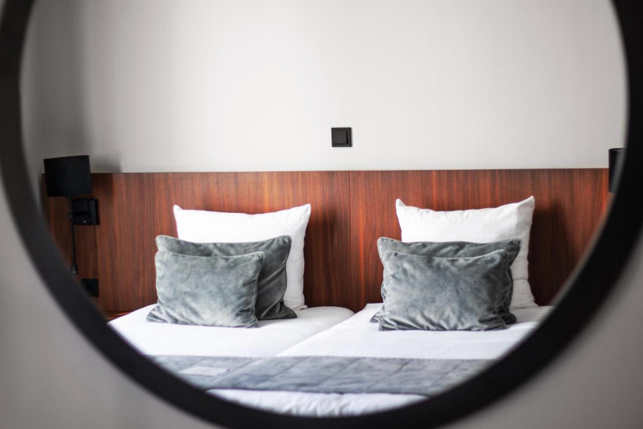 Boutique Hotel First City Haag Exteriör bild